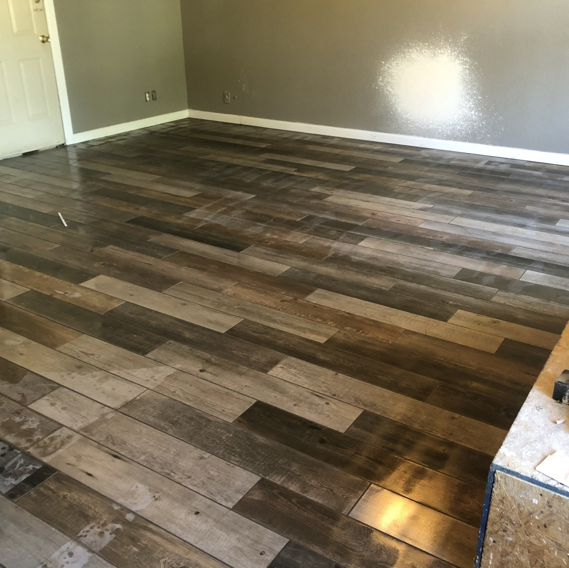 Wood look tile