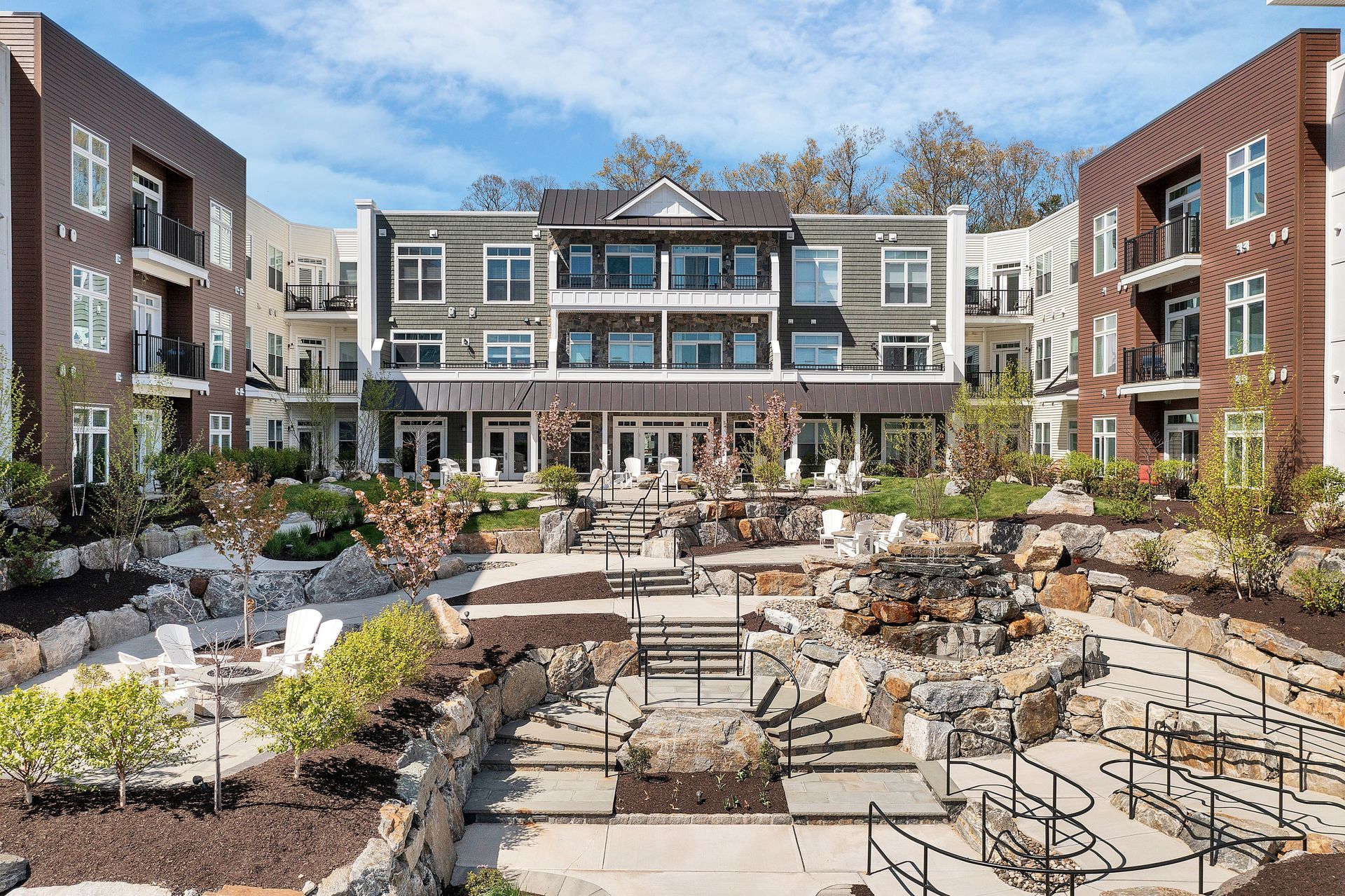 Photos of luxury 1 bedroom, 2 bedroom apartments.