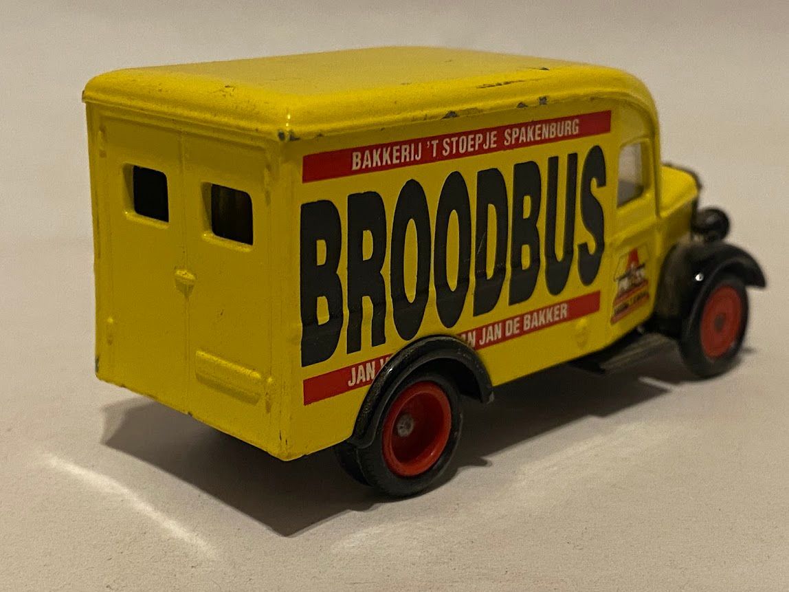 Broodbus LLedo GB