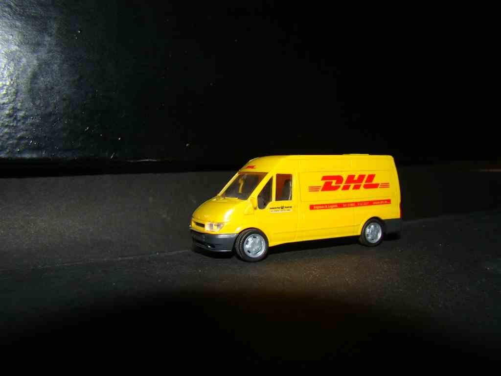 DHL Rietze Ford Transit bus