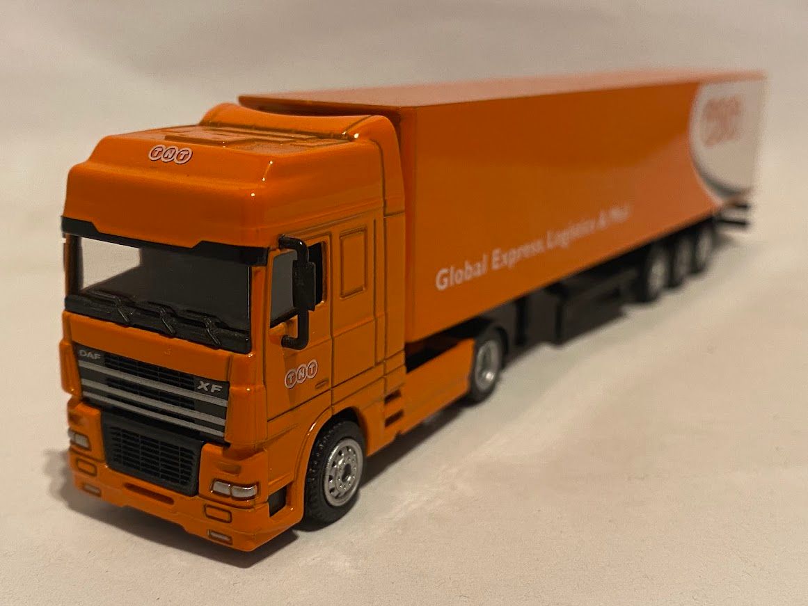 TNT Globall Express HollandOTO DAF XFSSC 
