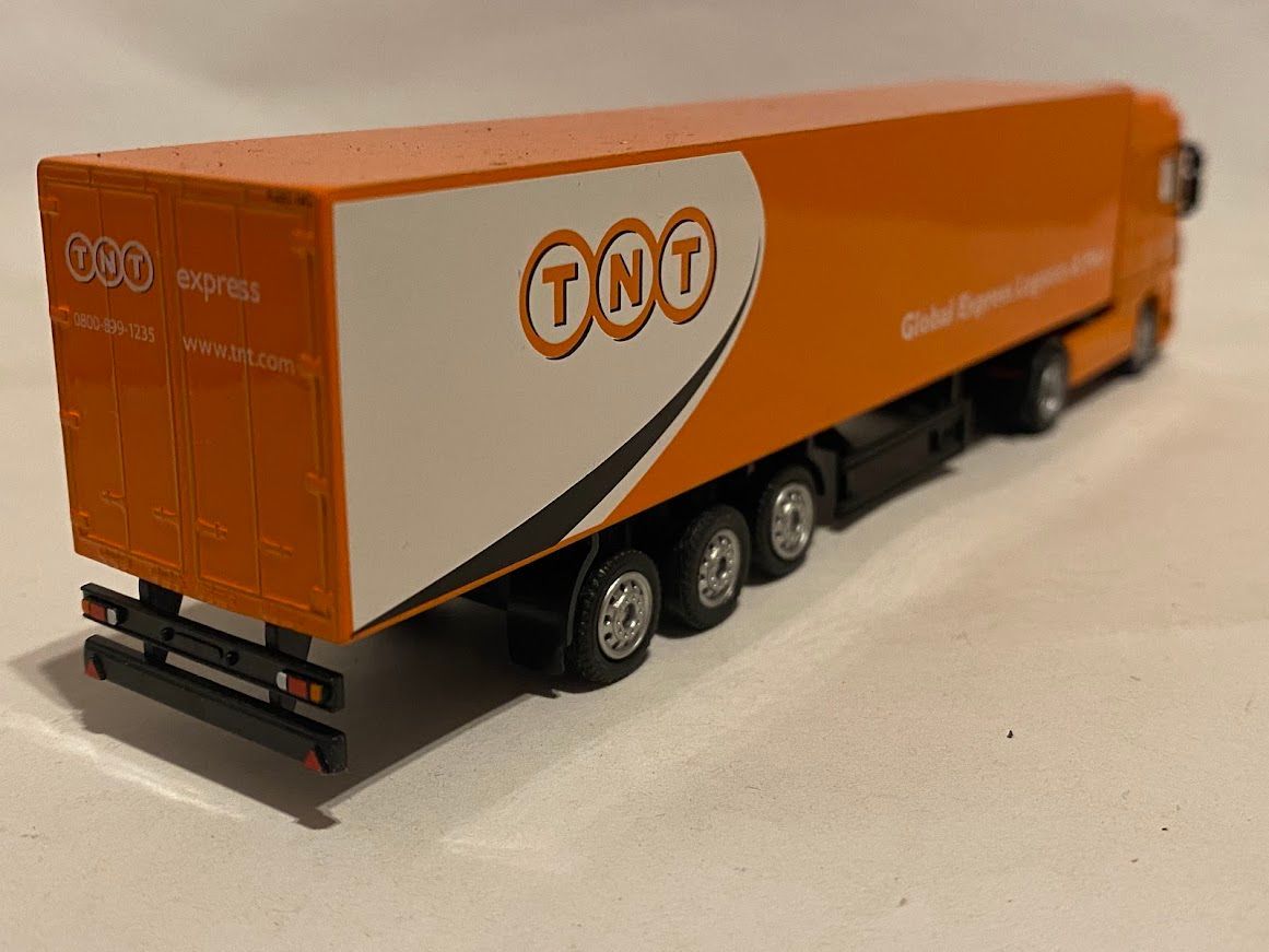 TNT Globall Express HollandOTO DAF XFSSC 