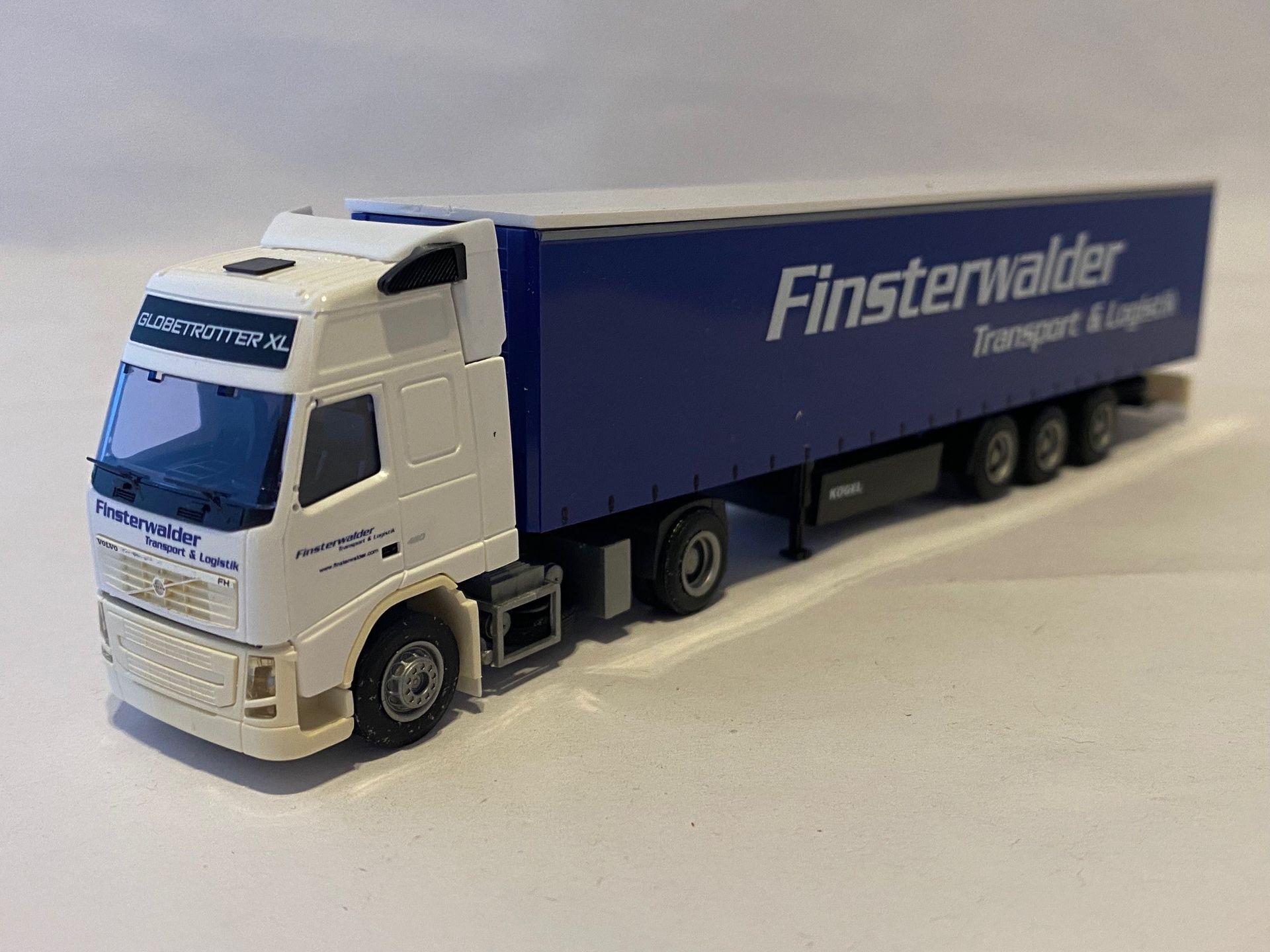 Finsterwalder AWM 57447.2 Volvo FH5