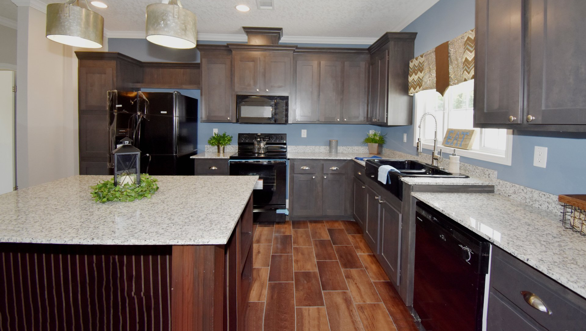 5 Things to Know Before Visiting a Manufactured Home Dealer
