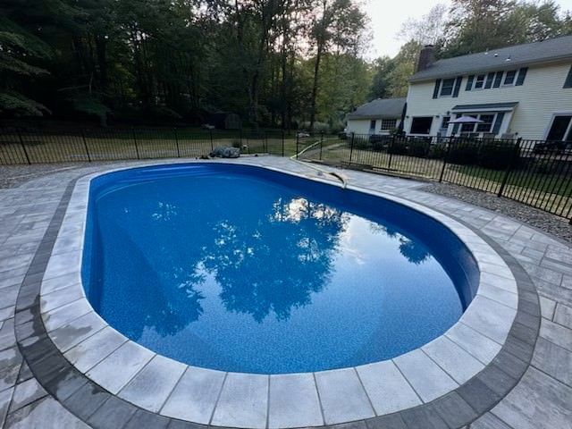 Pool Liners in Monroe, CT-Norwalk, CT-New Canaan, CT- Darien, CT- Wilton, CT-Trumbull, CT-Fairfield, CT-Westport, CT