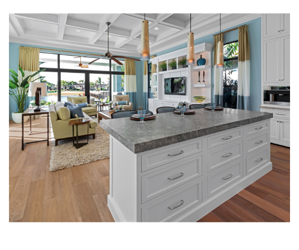 Kitchen with large island