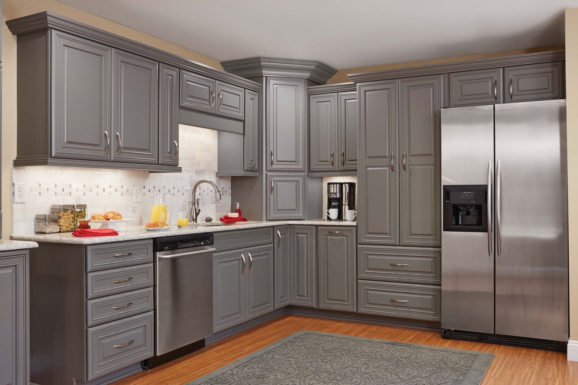 Modern Cabinet — Owings Mills, MD — Parviz Painting LLC Modern Cabinet — Owings Mills, MD —