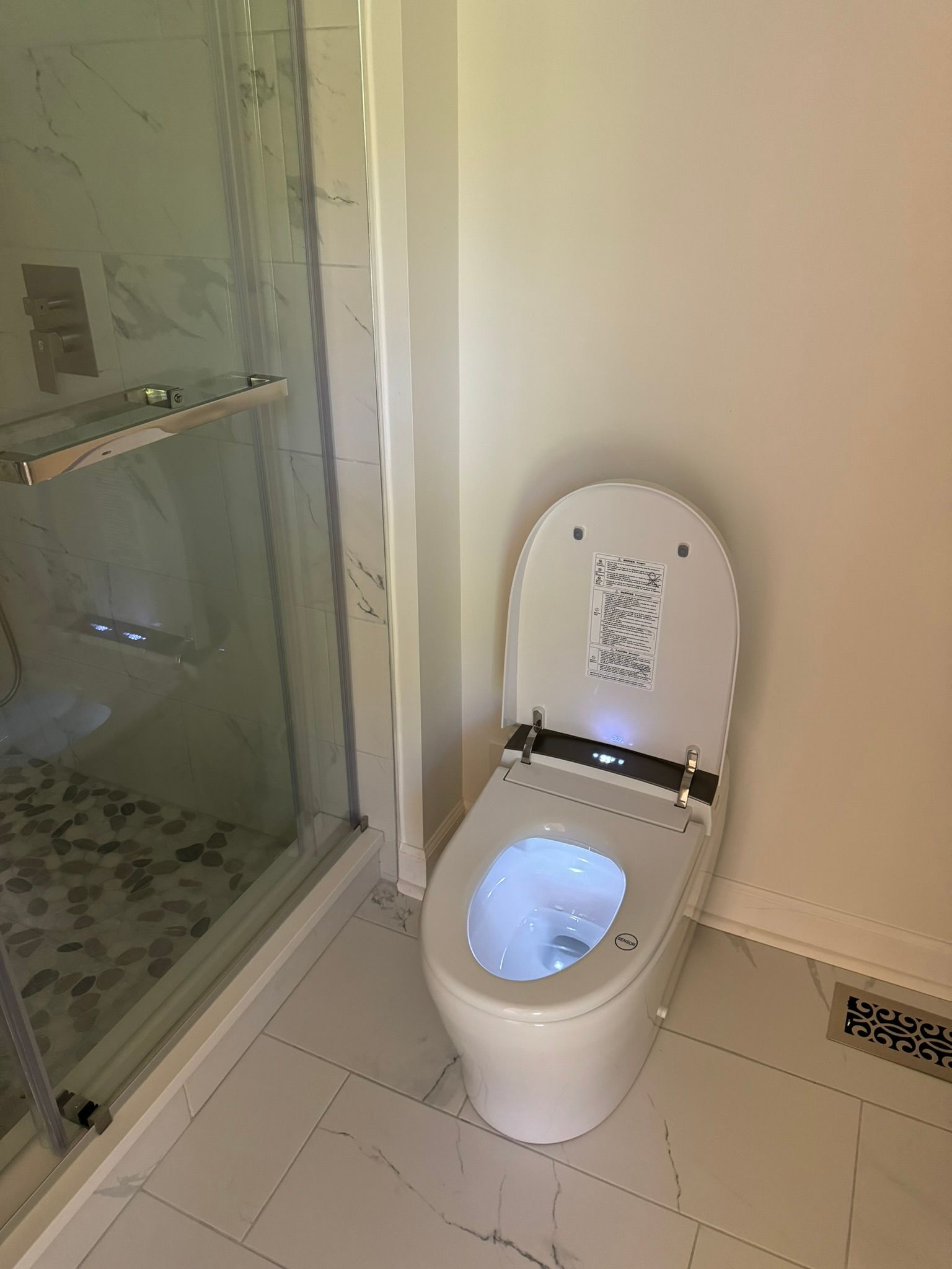 Smart toilet