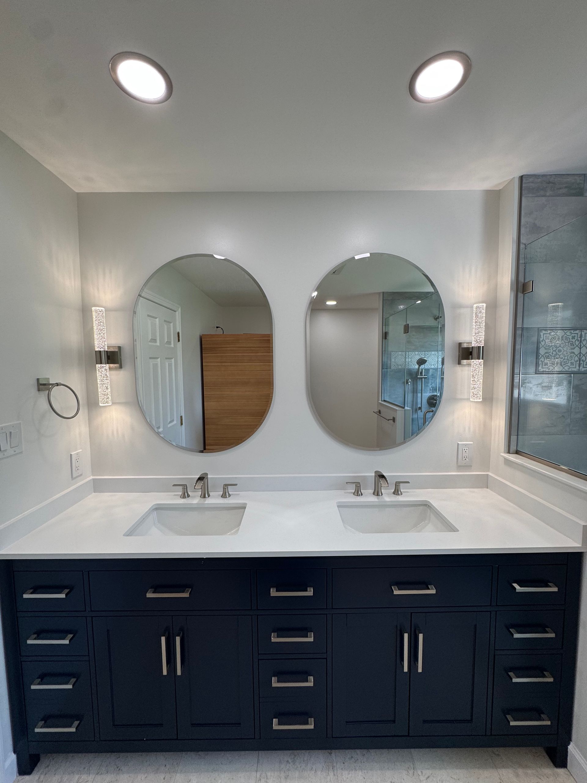 Double Vanity with Scones Lights
