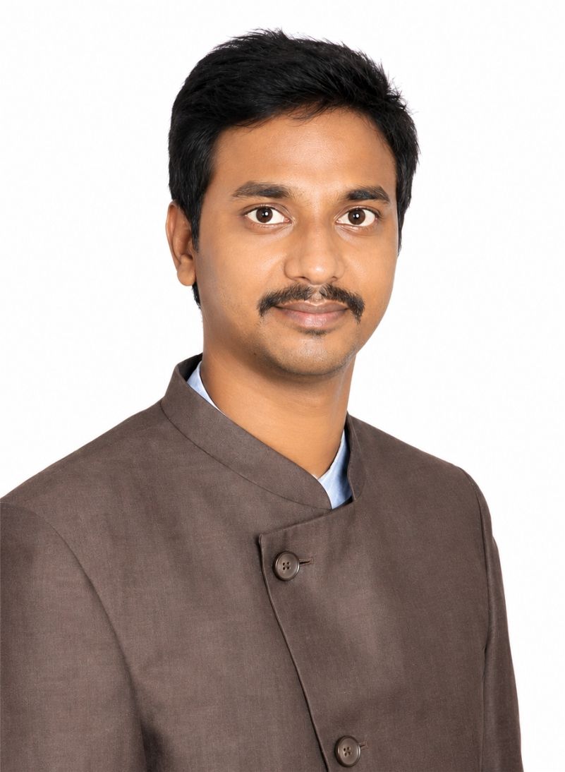 Dr. Pradeep Kiran Panchadi - Best Pulmonologist in Hyderabad | Top 10 Lungs Specialist Doctor in Telangana, India | Lung Cancer Specialist Near Me