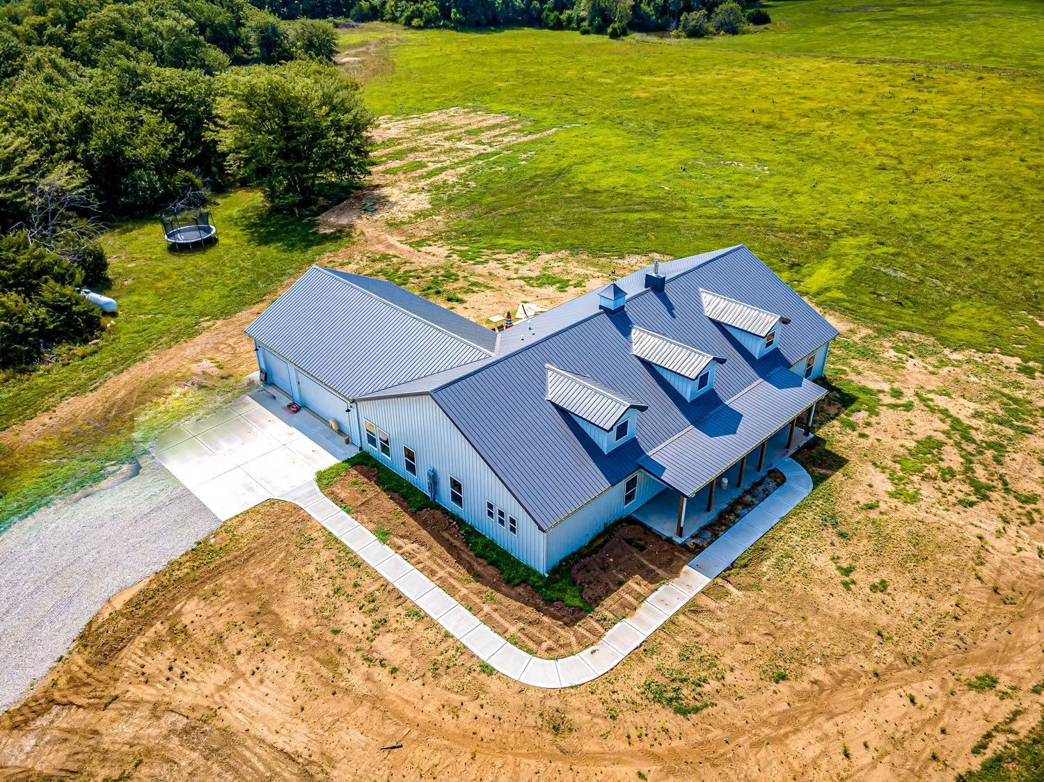 3,192 SF Barndominium