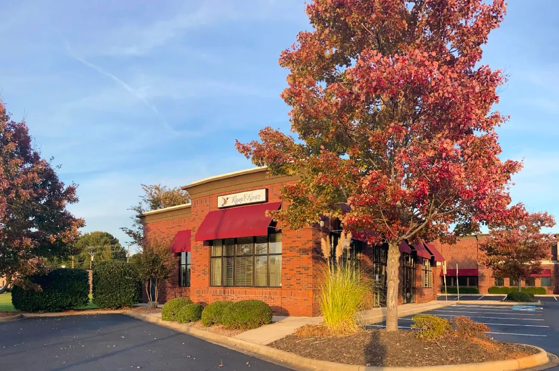 the outisde of Raymer-Kepner Funeral Home & Cremation Service