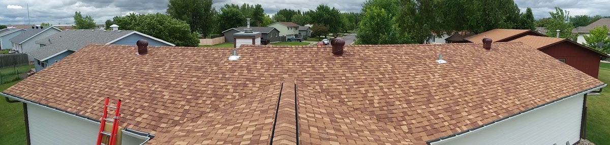 Class 4 impact resistant CertainTeed Roofing Shingles on a one story home in Wyndmere, ND