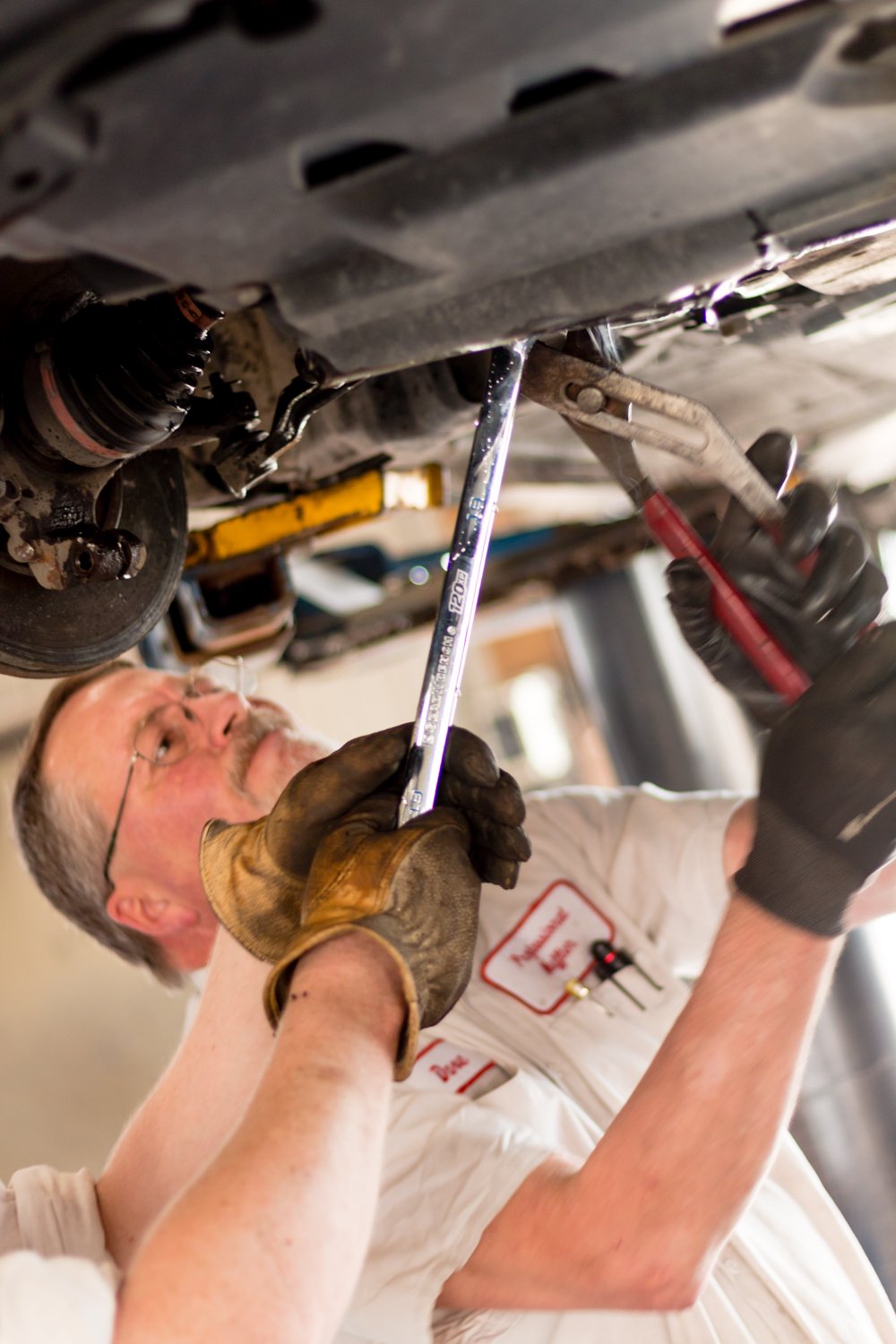 UnderCar Repairs Iowa City, IA Professional Muffler Inc