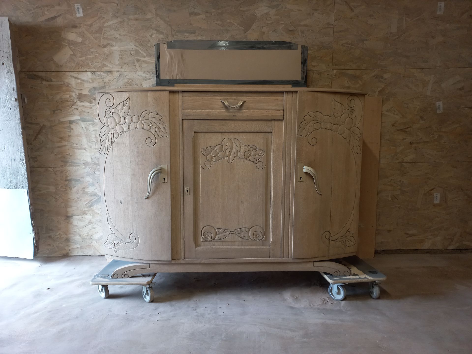 Décapage meuble ancien après