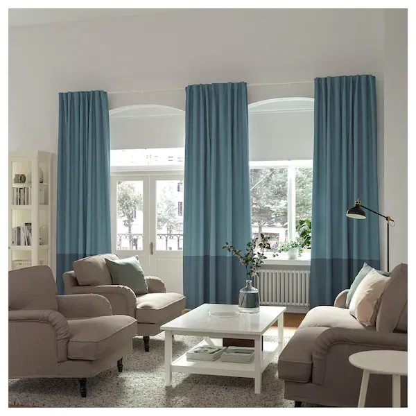 Single, Well-Chosen Curtains or Blinds