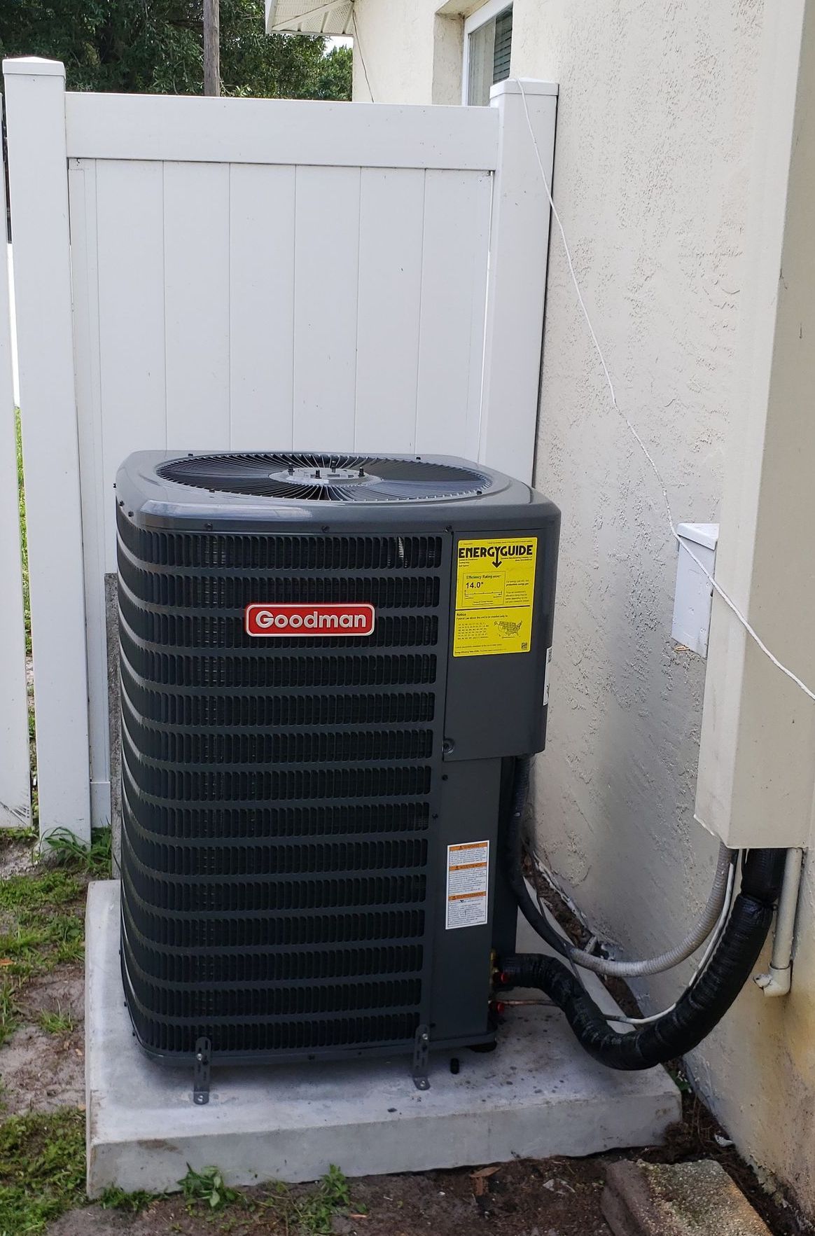 HVAC repair central Florida. Image: Air Conditioner coil, outside unit