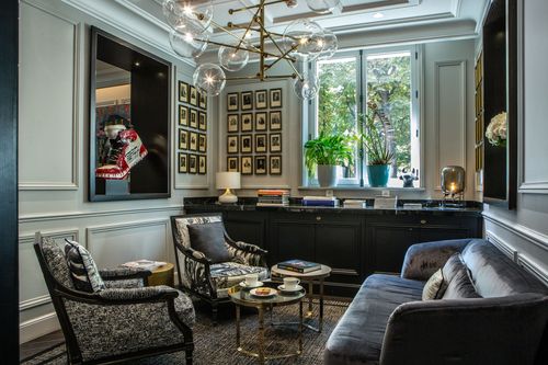 Jeu - échec au petit salon de l'hôtel le Damantin