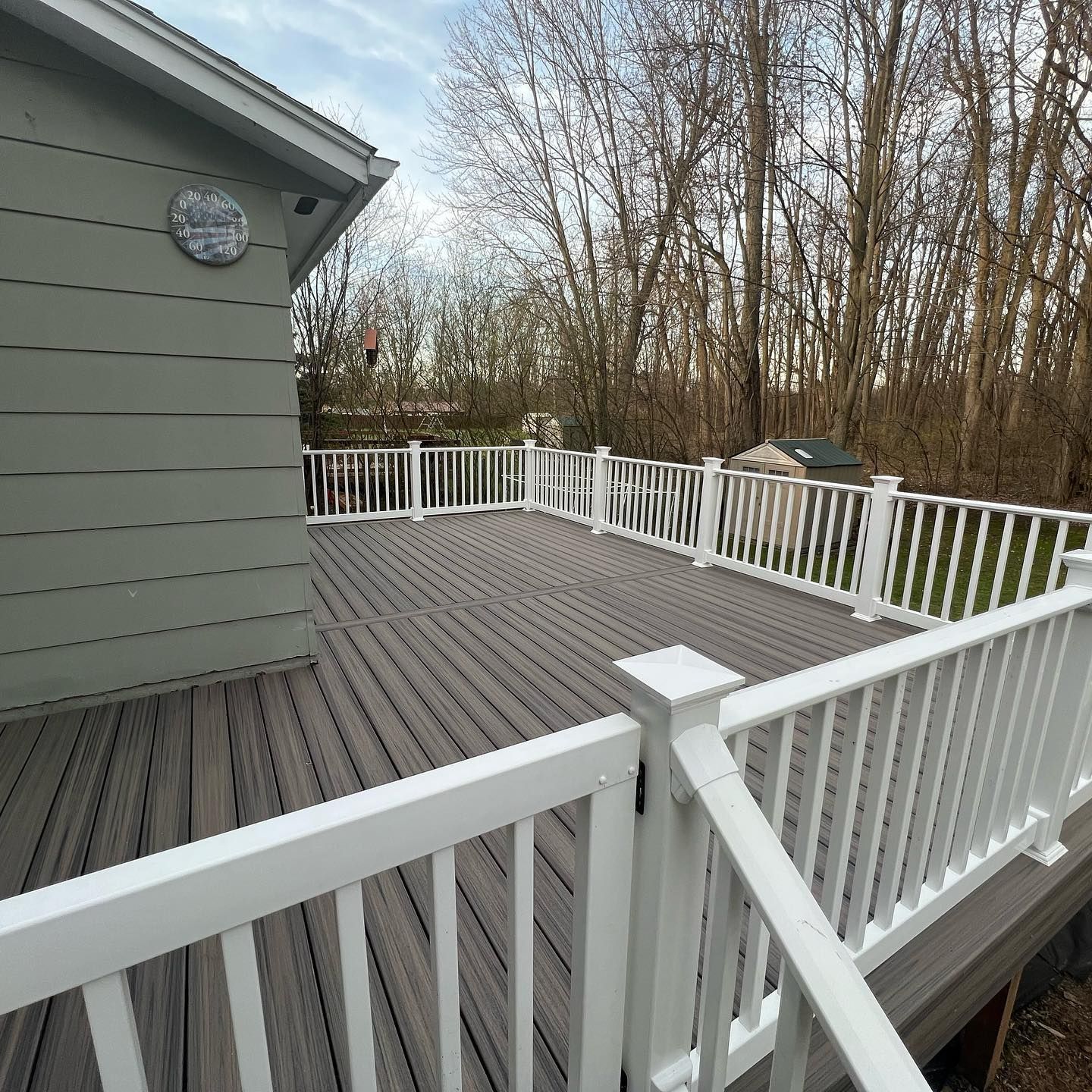 Clean and Net Constructed Deck