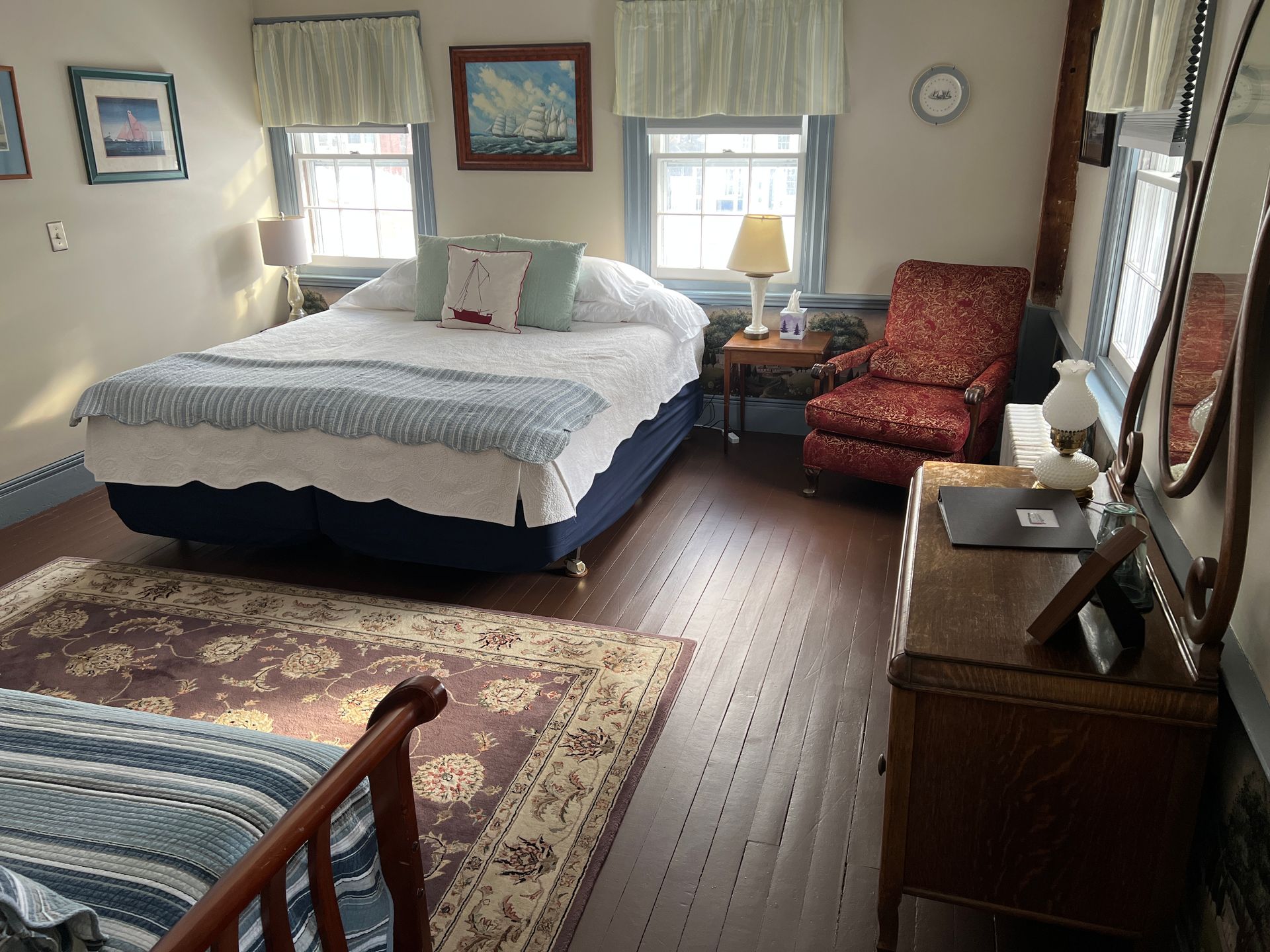Lake Room 