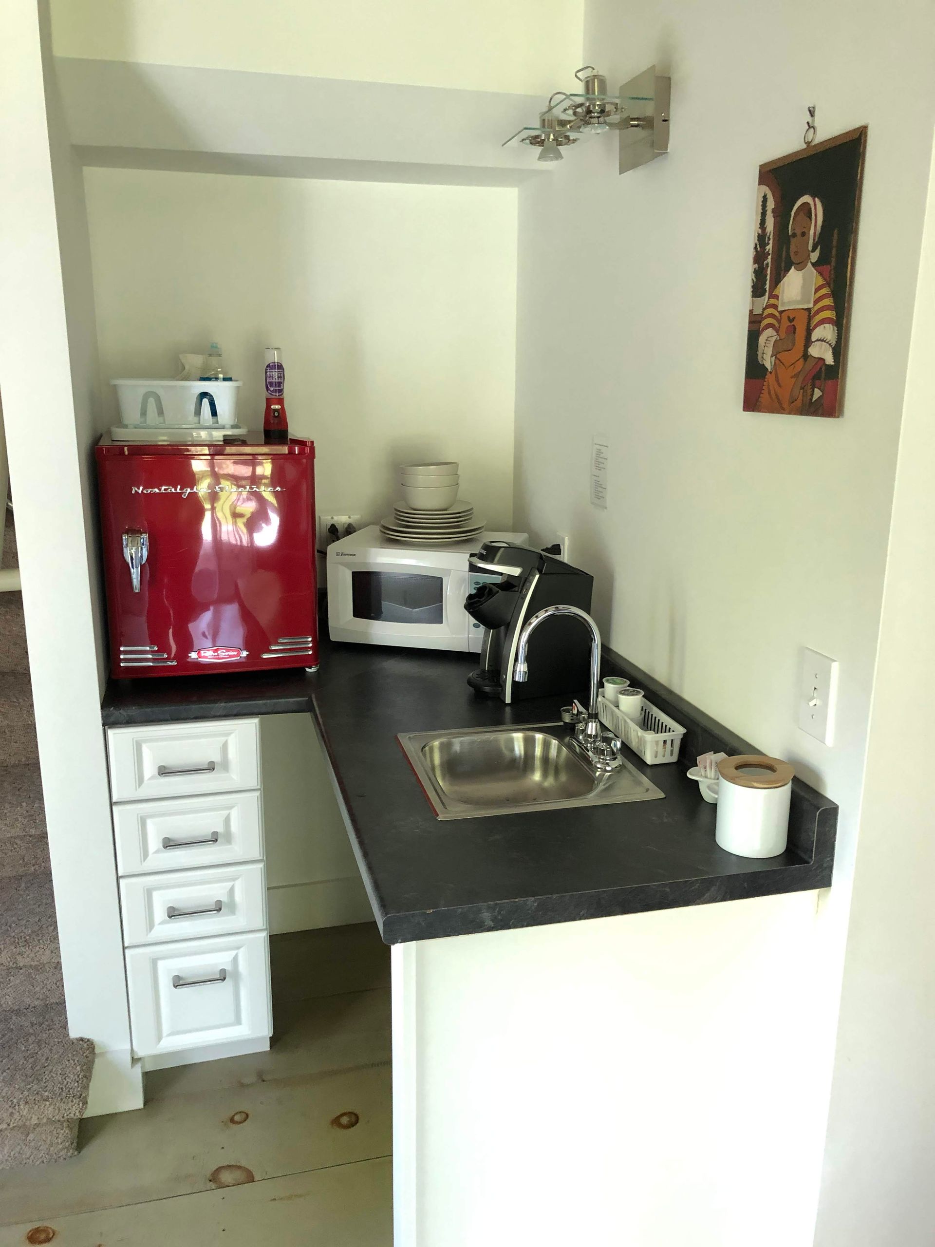 Sheep Barn 1 kitchenette