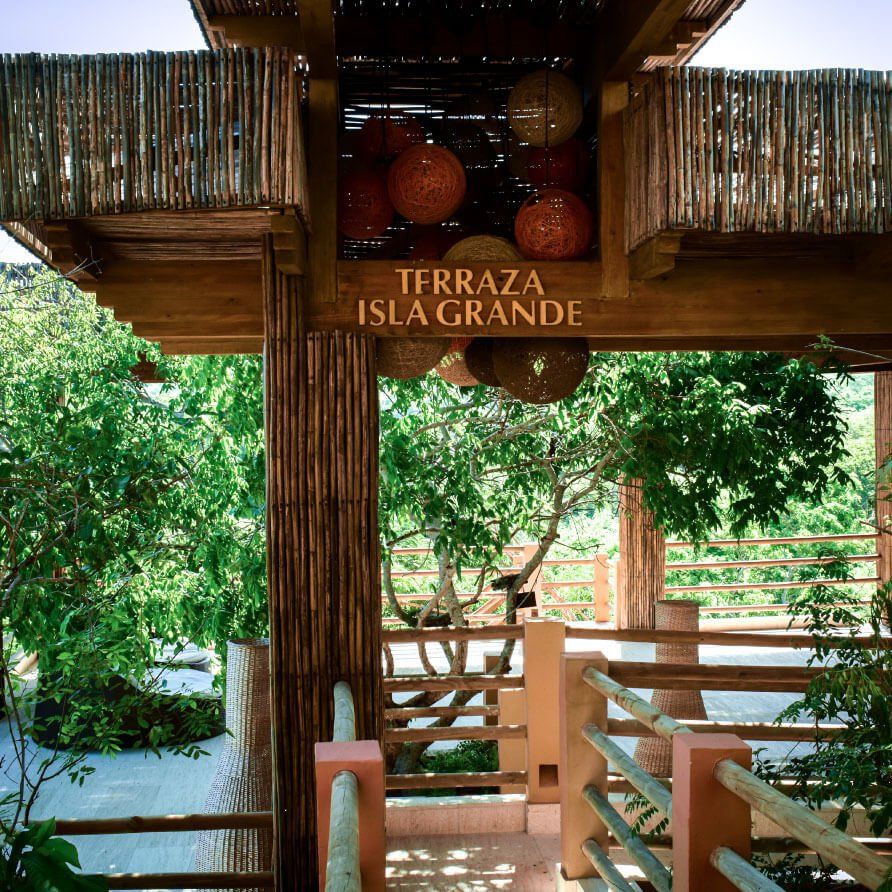 Un cartel que dice terraza isla grande