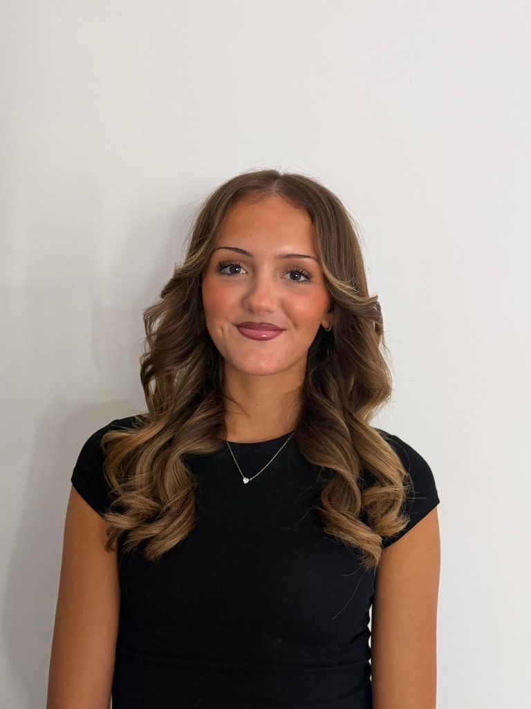 Tia, second year Level 2 apprentice at The Pamper Lounge