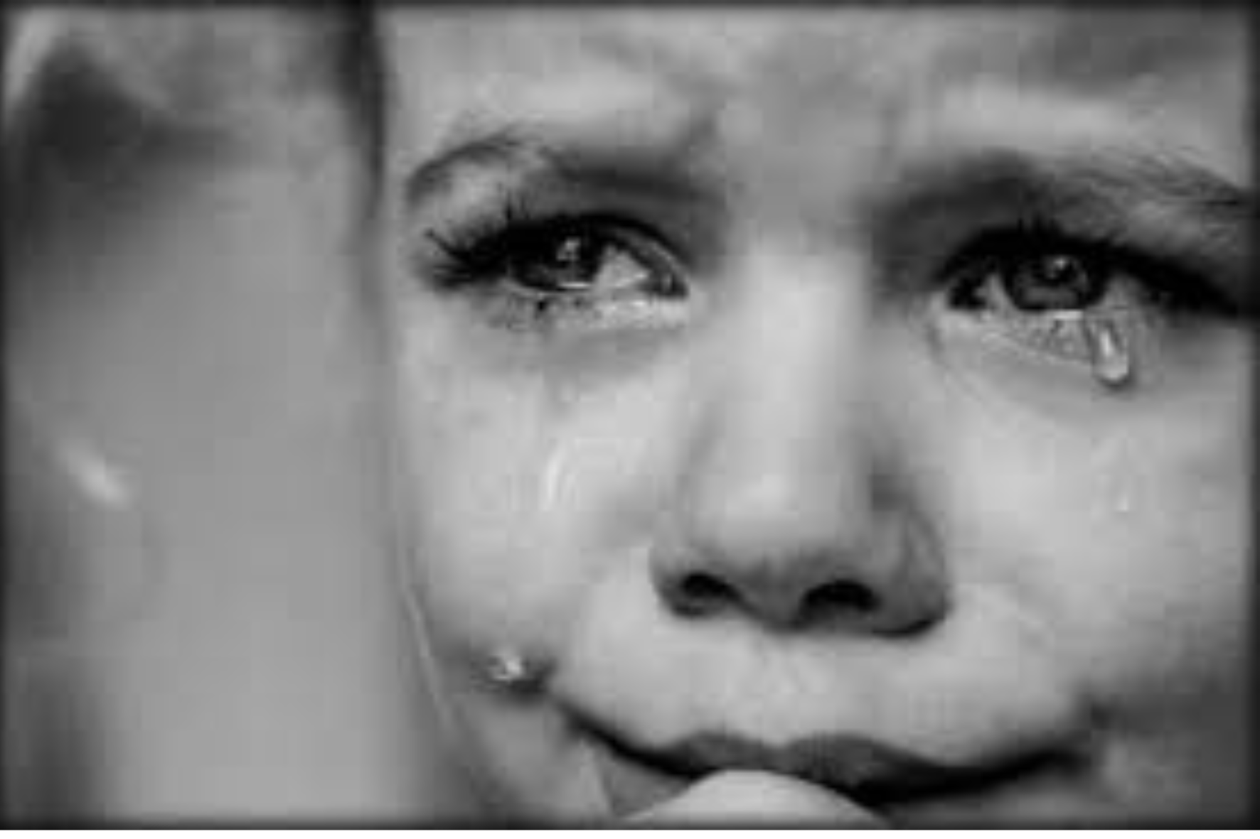 O Psicotrauma infantil está presente na vida na maioria das crianças, adolescentes e adultos. Pode ser prevenido com a melhoria da relação de convivência familiar e comunitária.
Por outro lado, quem tem dificuldades de relacionamentos ou emocionais pode estar sofrendo as consequências de um trauma tanto de forma consciente ou inconsciente.