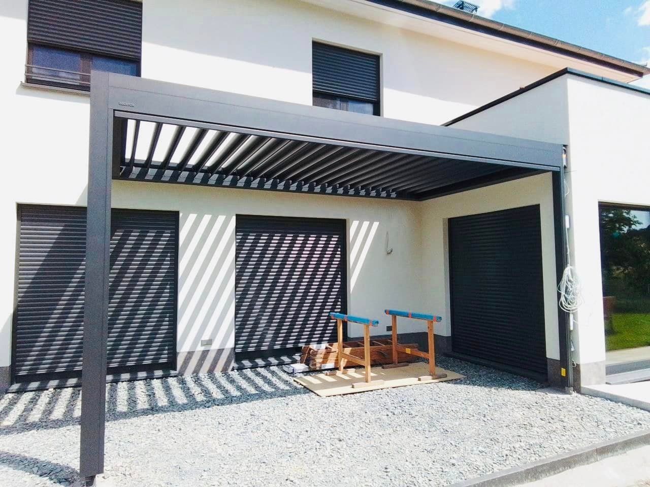 Pergola bioclimatique Khéops Guérin