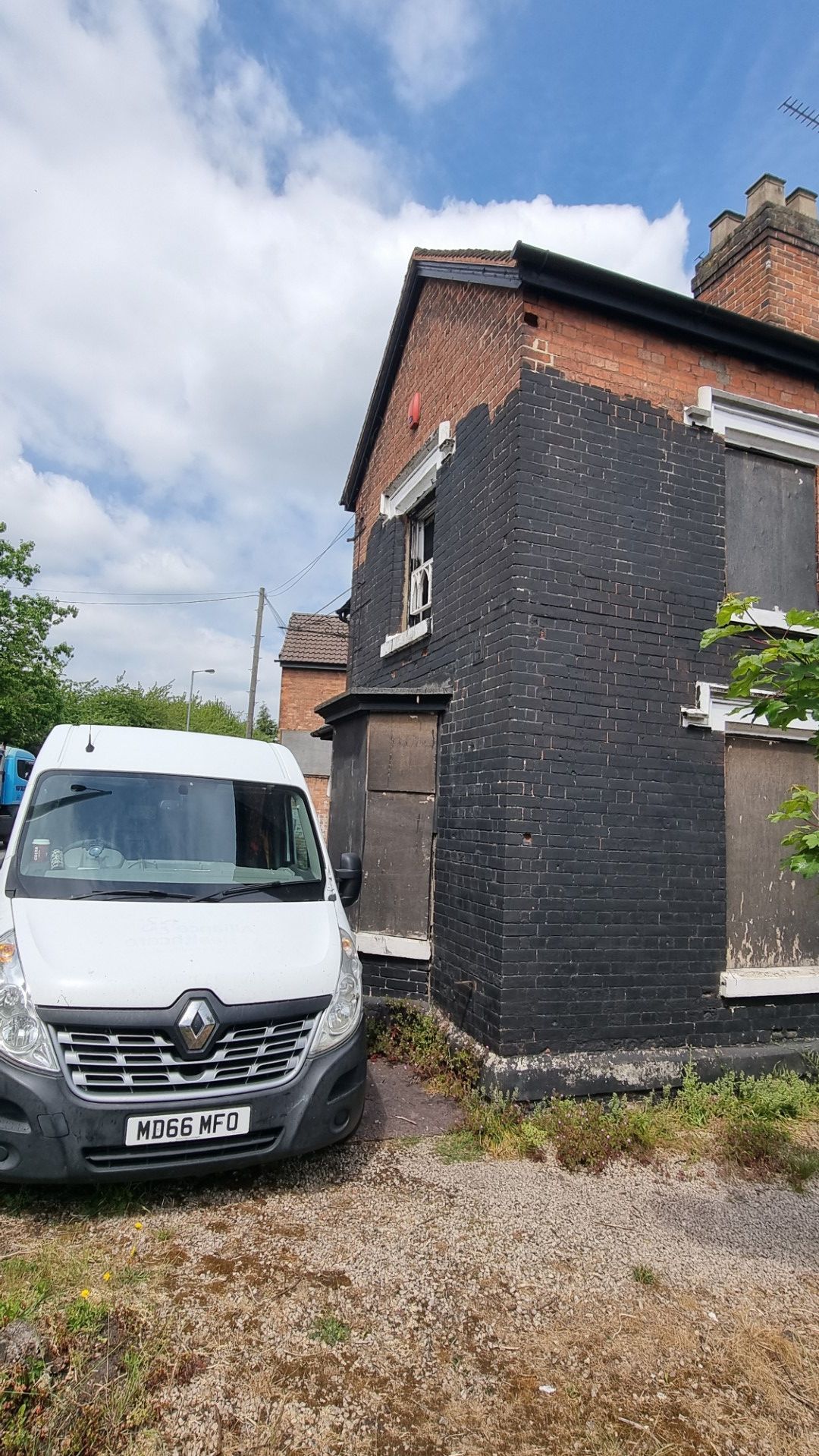 paint removal from commercial building 1