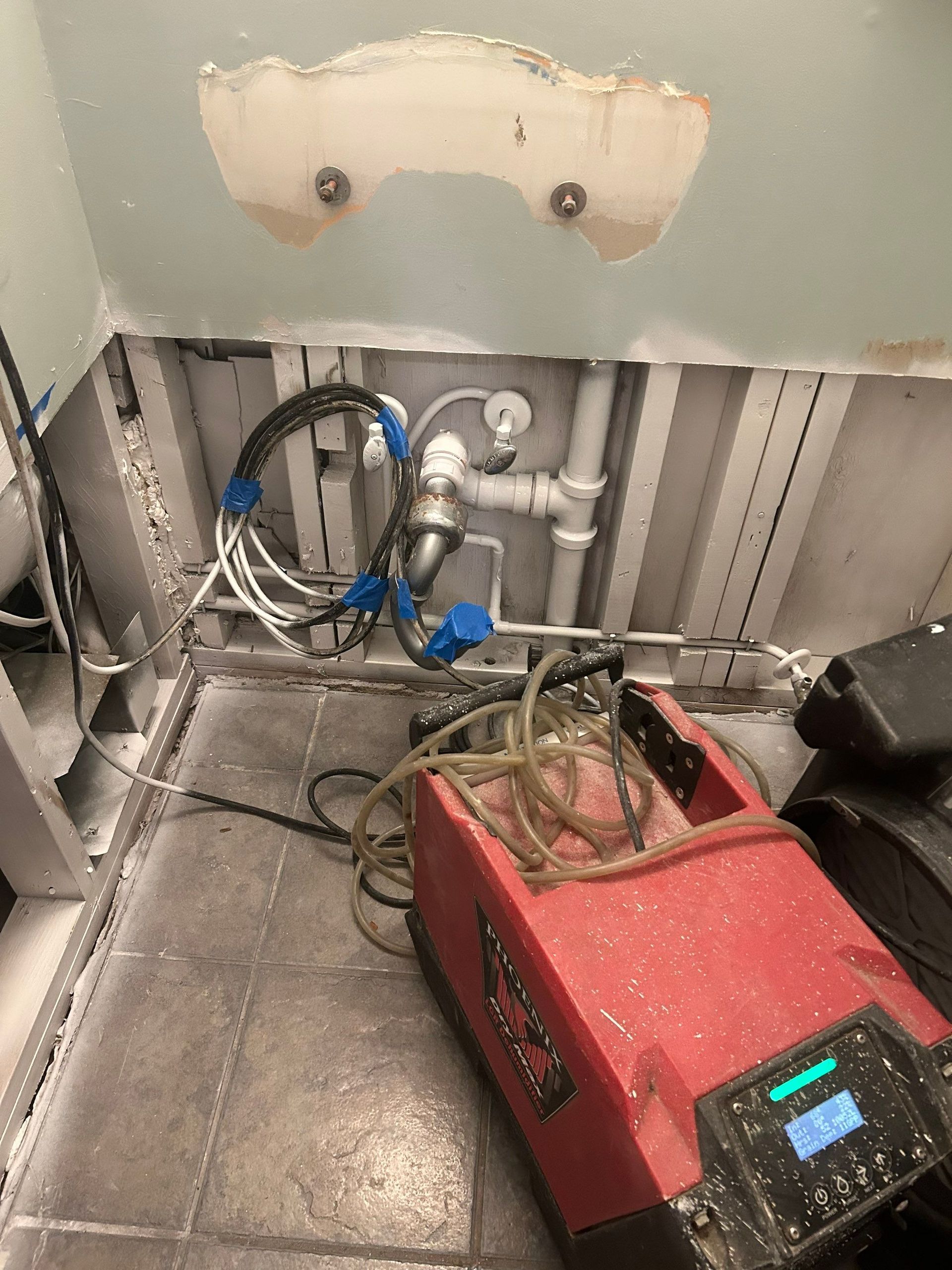 Bathroom mold encapsulation in Greenlawn New York.