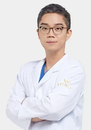유노성형외과 김신영 대표원장 성형외과 전문의