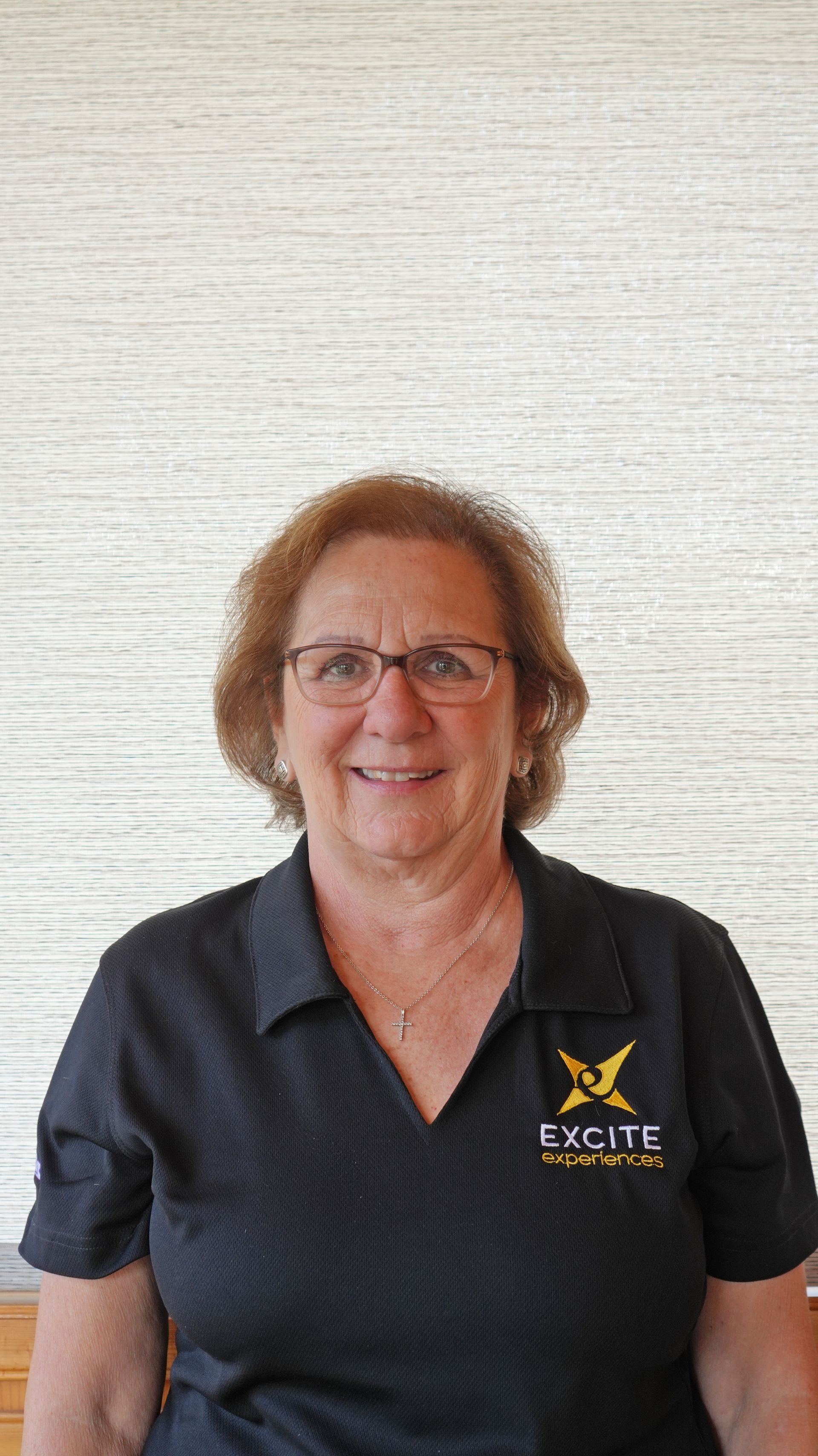 Headshot photo of Sue, an Excite Experiences tour guide