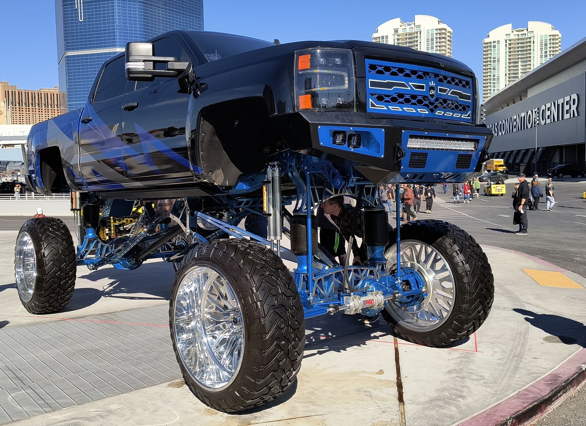 TONKA DONKS