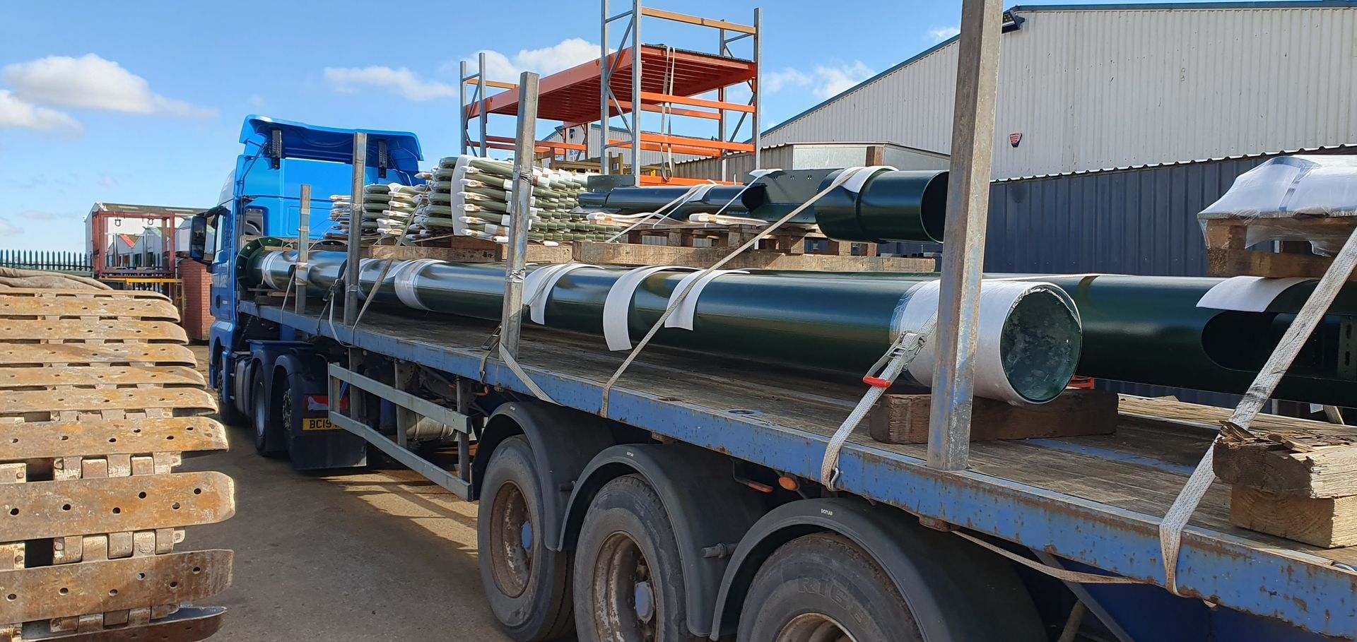 Spraying 5g posts
