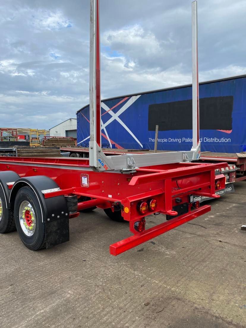 Painting the trailer