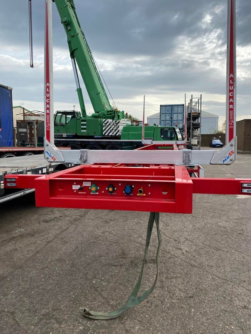 Painting the trailer