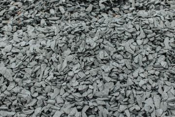 Gravel 57 Store Mulch