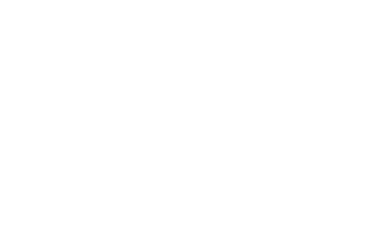 Logotipo de Kasa & Diseño con el contorno de una casa en tonos negros y de madera sobre el nombre de la marca.