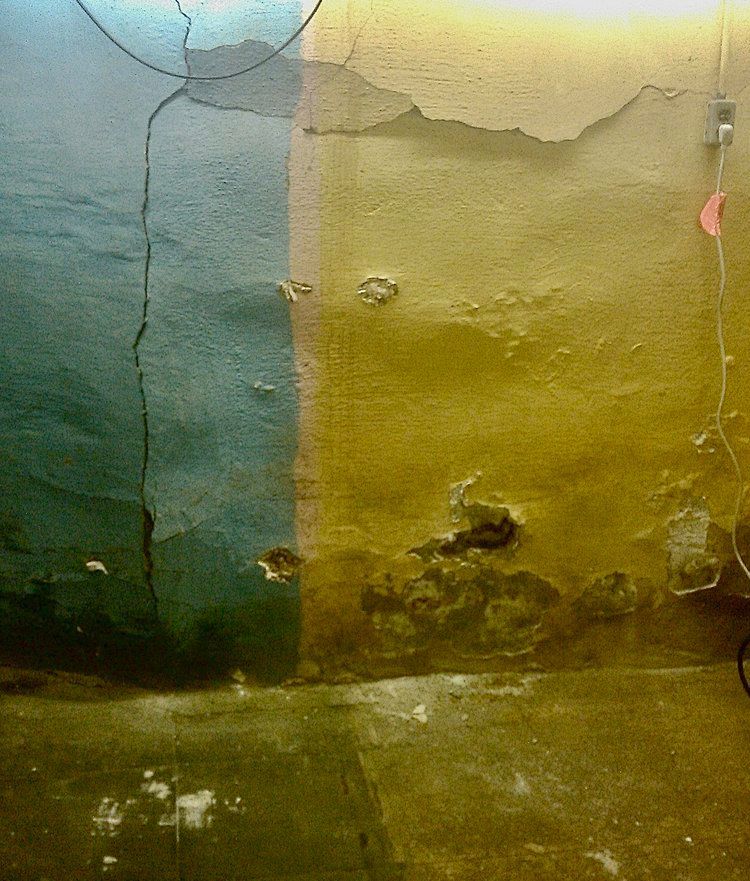Cracked foundation