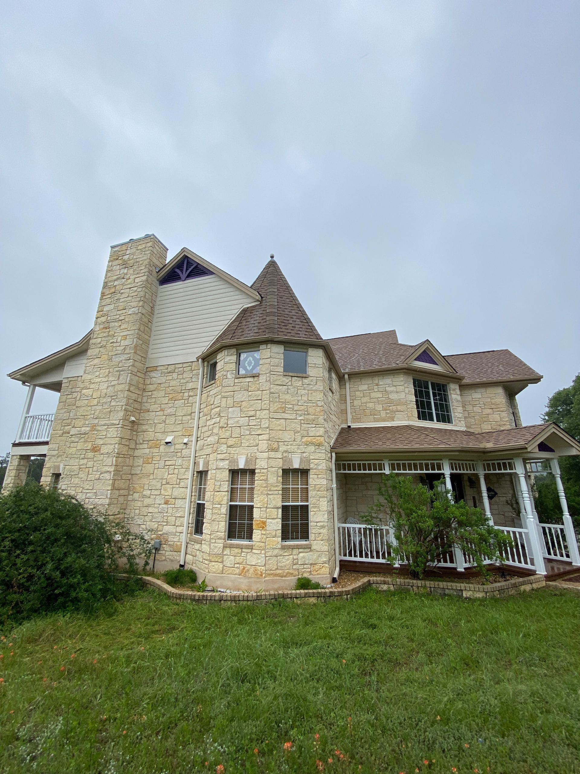 House Washing in Georgetown and Liberty Hill