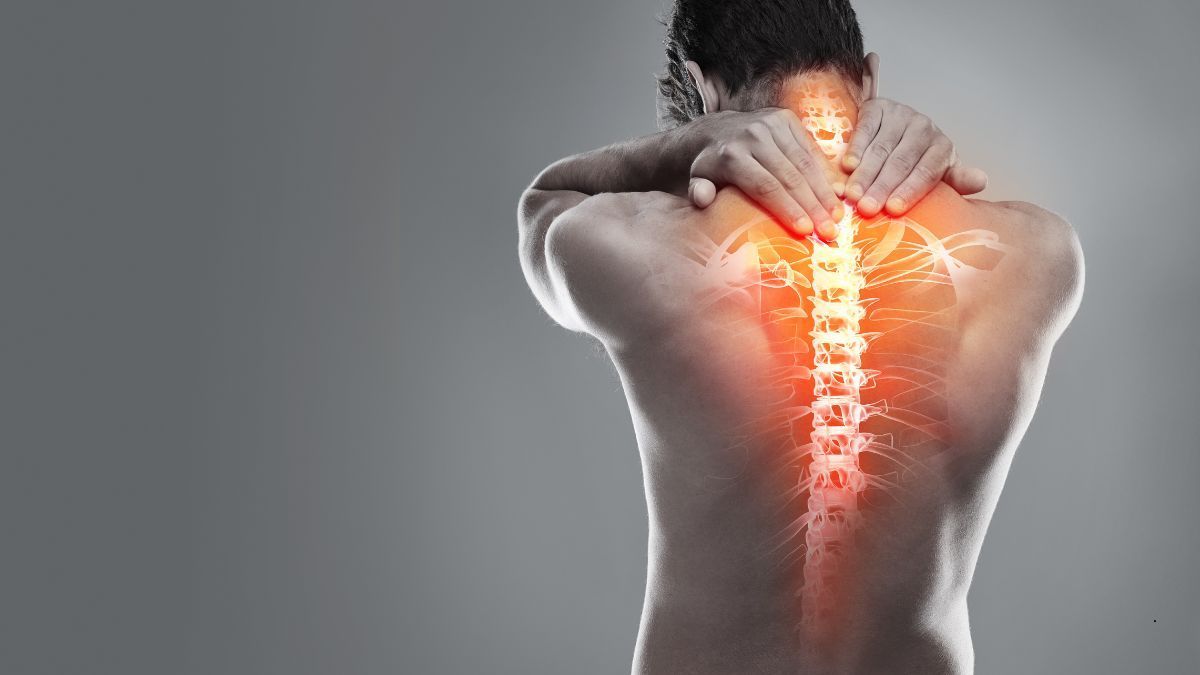 Perché la medicina ha bisogno di una nuova visione: il ritorno all'arte della cura | Poliambulatorio IGEA Piacenza DORSALGIA - IL DOLORE NEL TRATTO TORACICO DELLA COLONNA | Poliambulatorio IGEA Piacenza