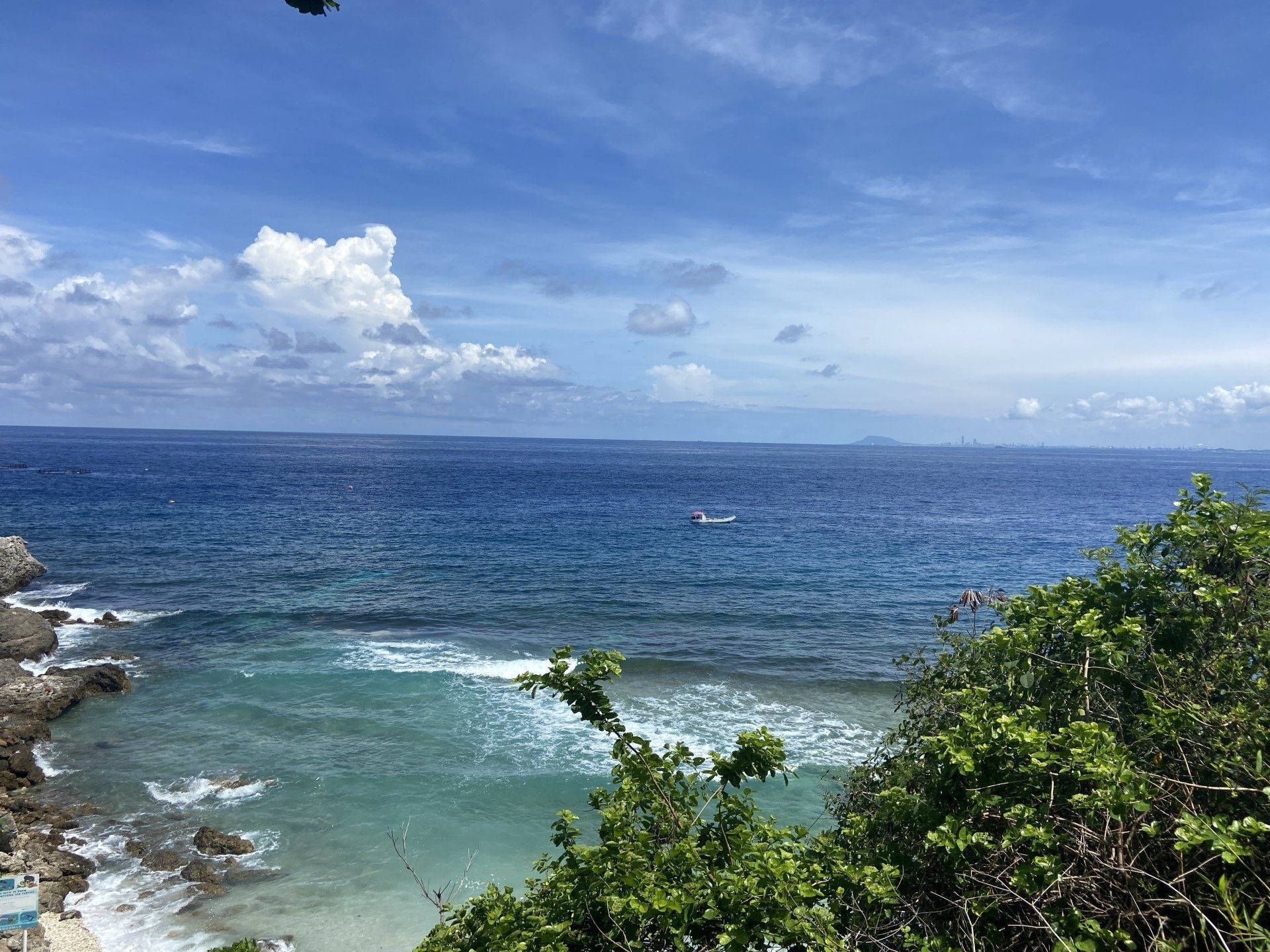 meirendong beauty cave beach