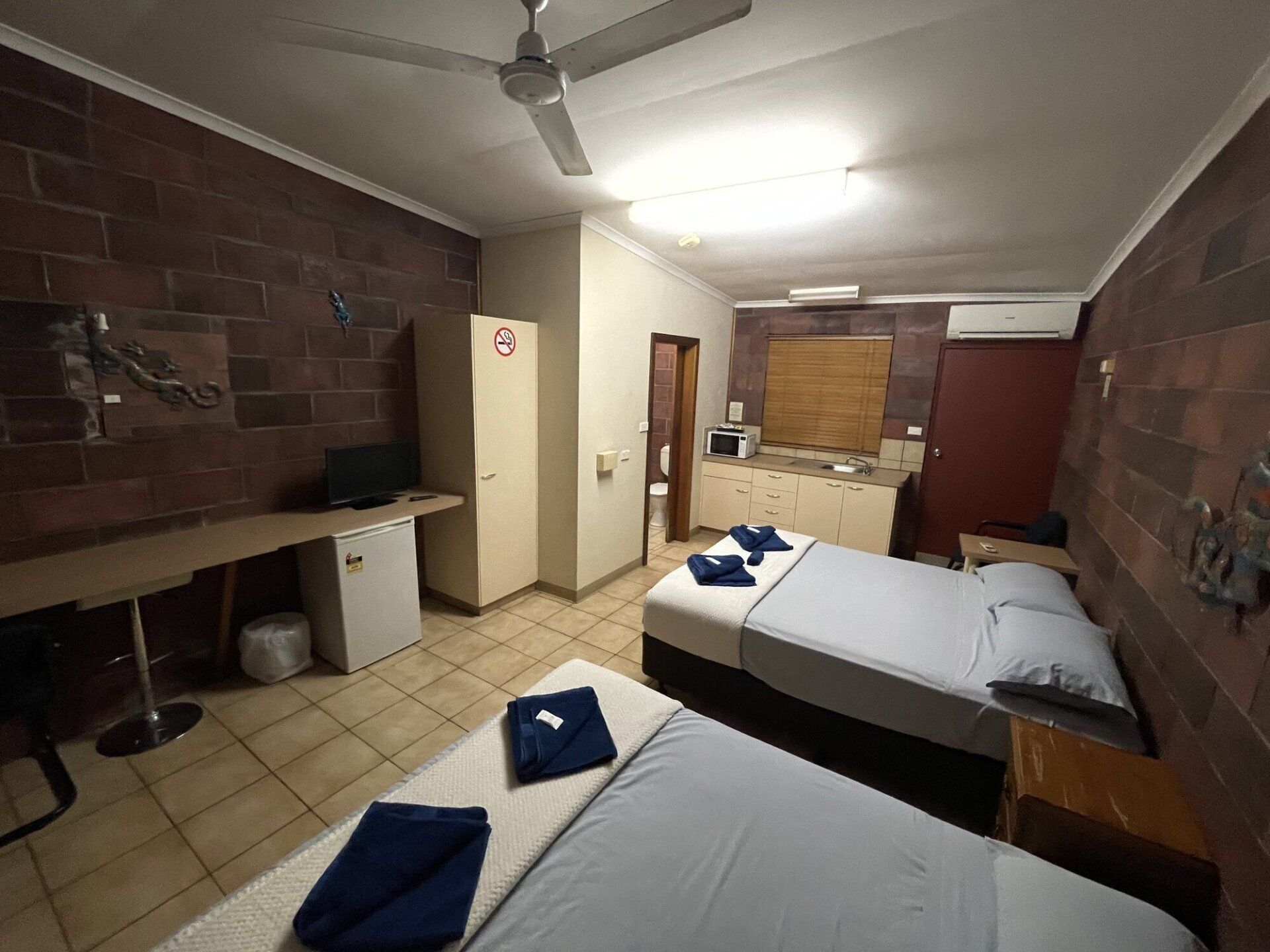 Motel Rooms