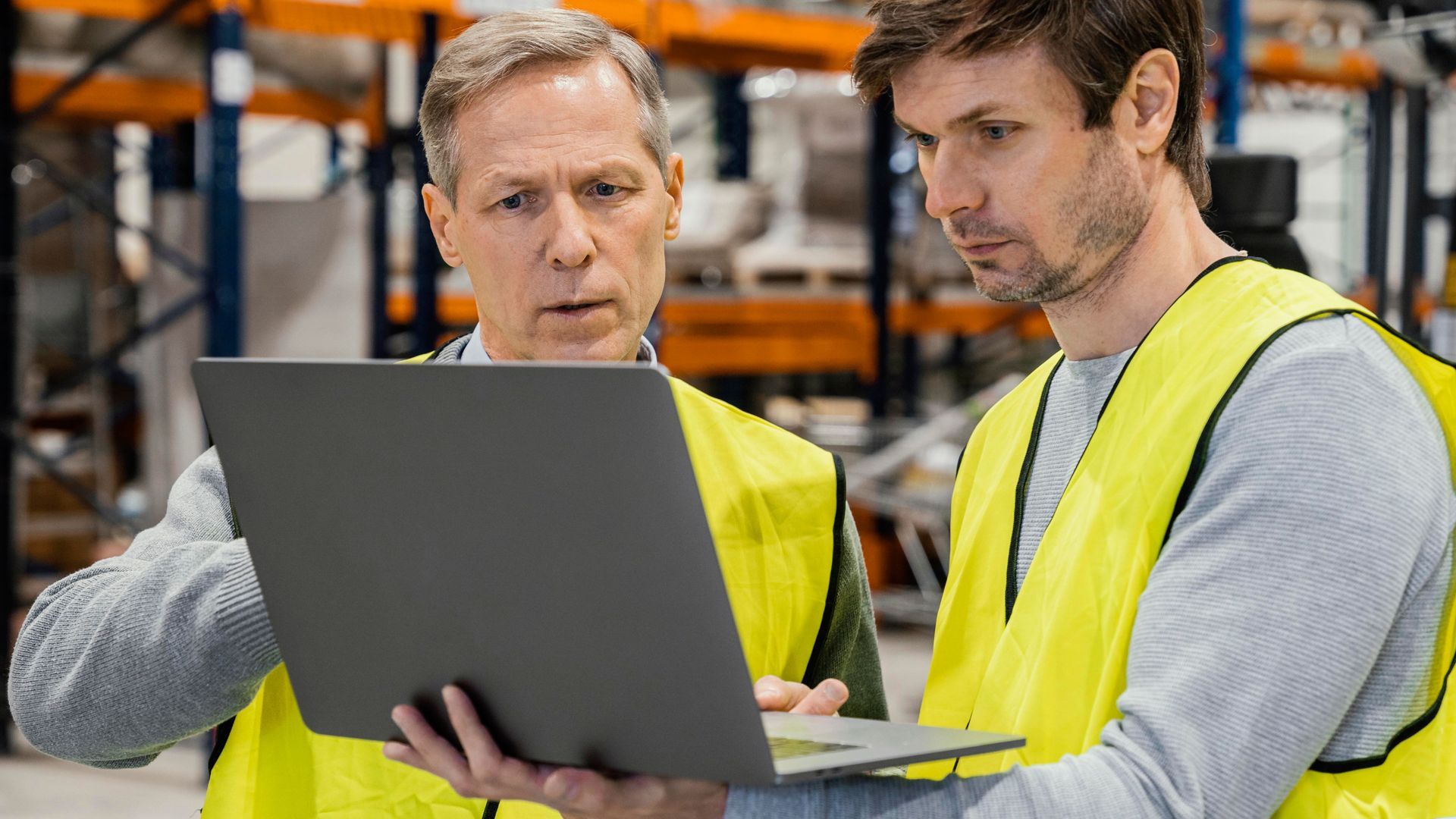 Is it time to upgrade your warehouse management system? Explore 10 telltale signs in our guide.
