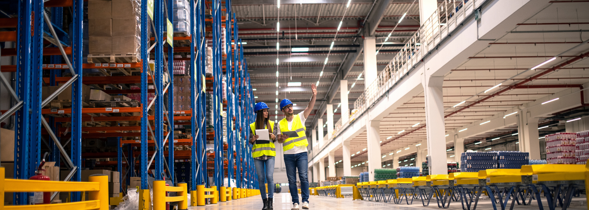 Picture of a huge warehouse. Picture of a huge warehouse.