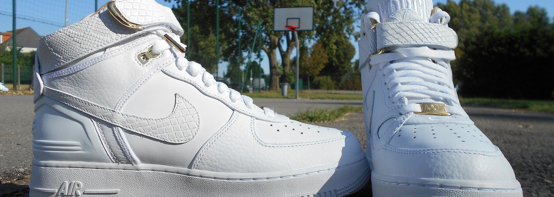 Picture of Nikes. 