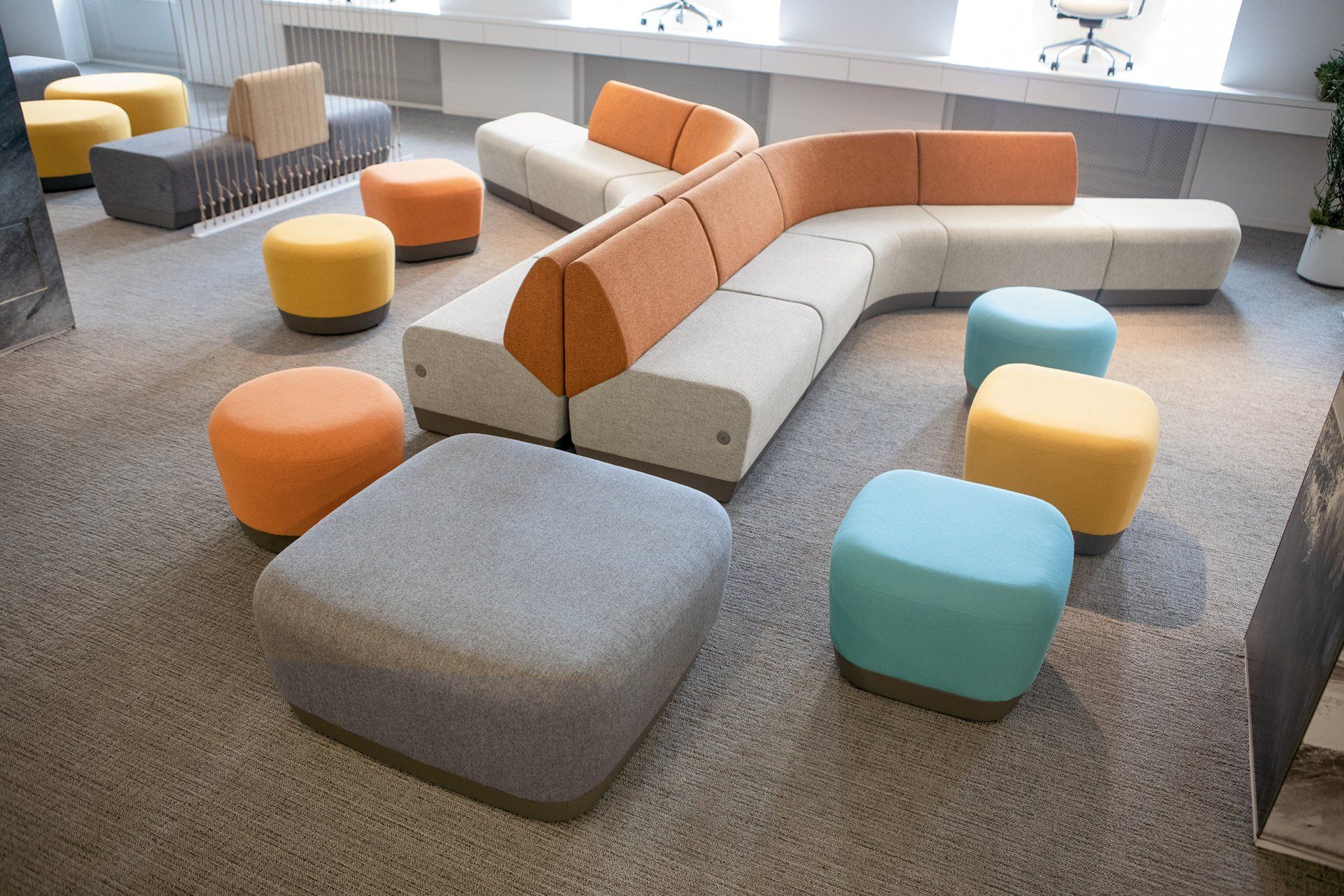muebles corporativos para puestos de trabajo
