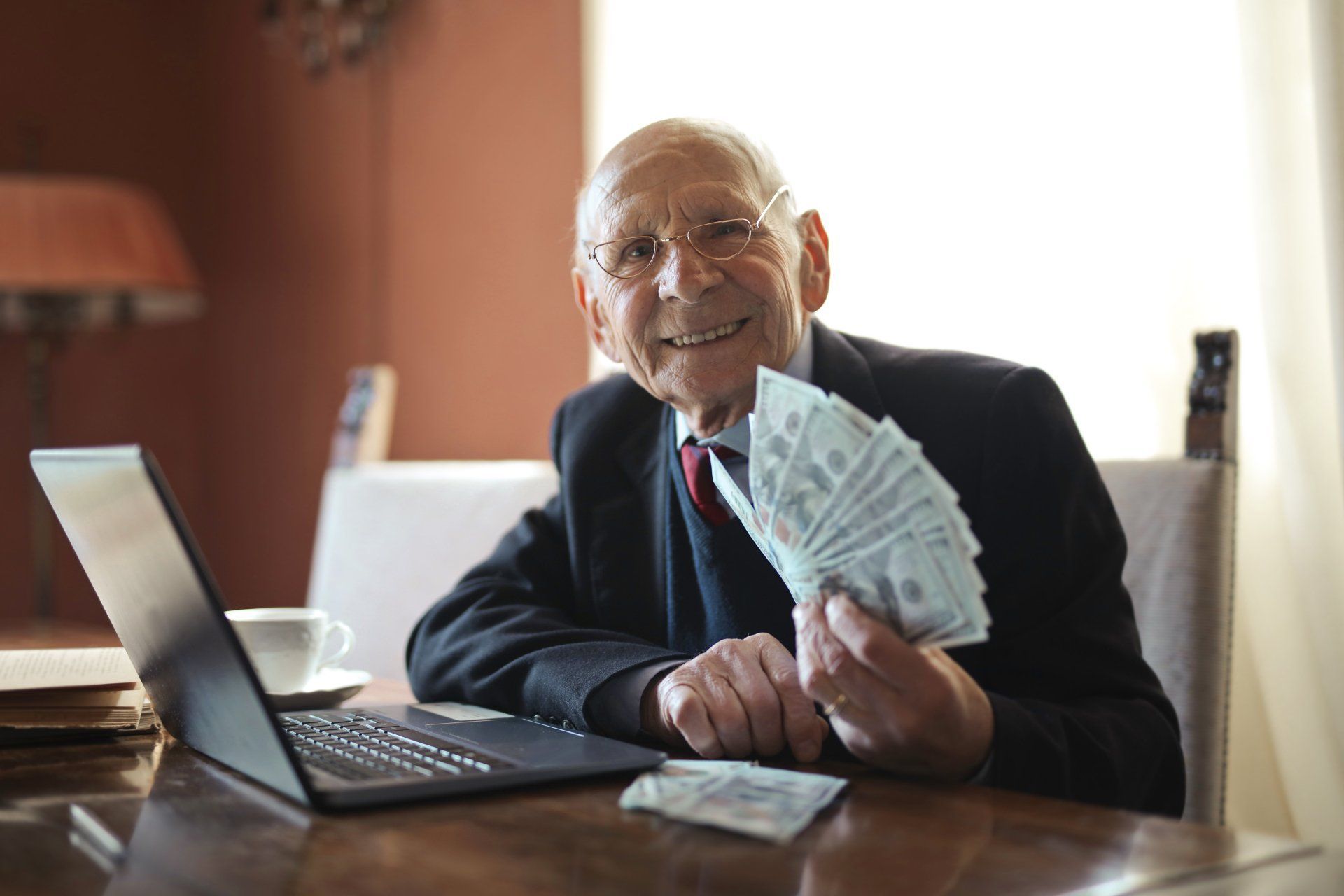 We Help to your
Finance