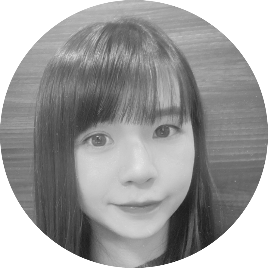 一張黑白照片，女人的臉圍成一圈。
